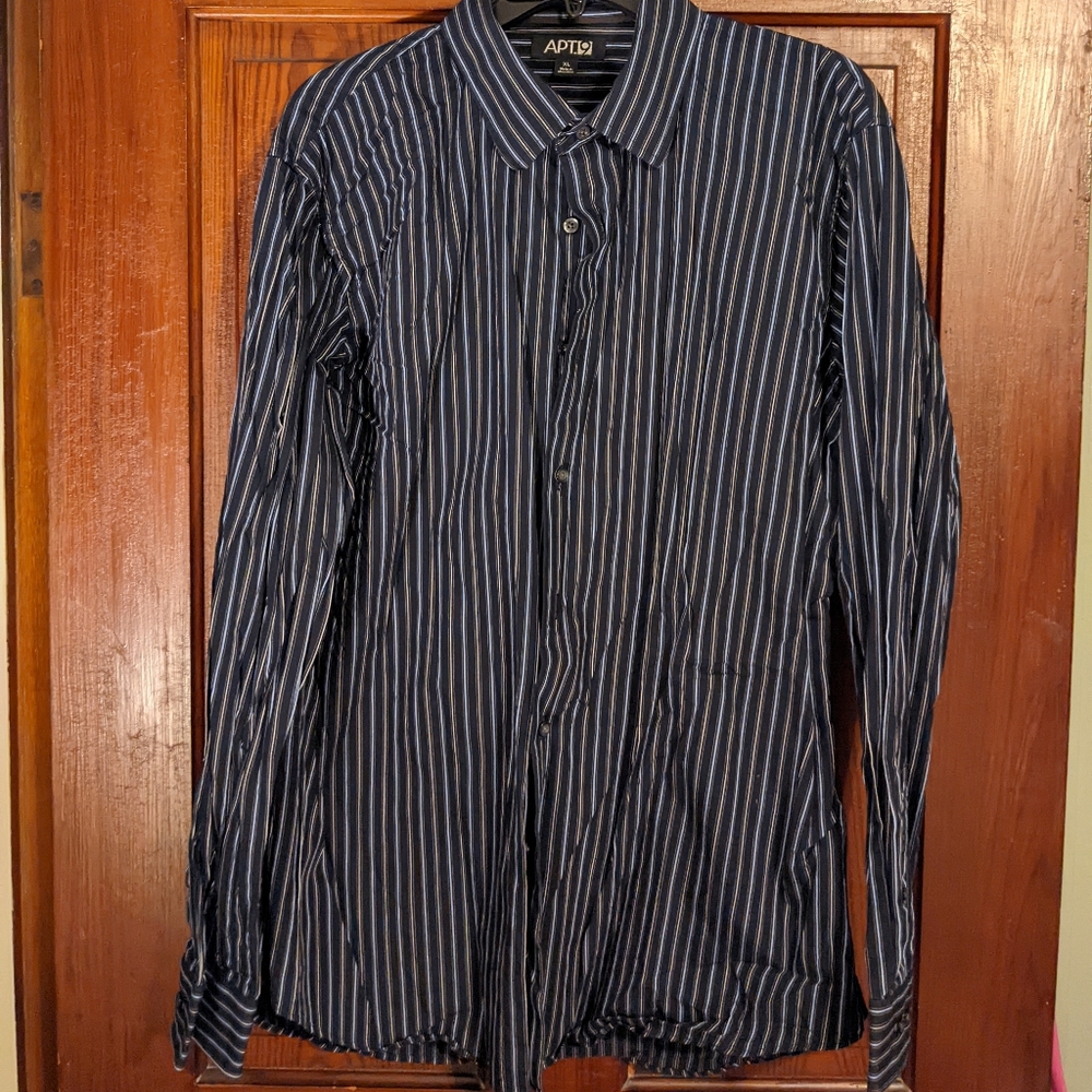 Apt. 9 Button Down